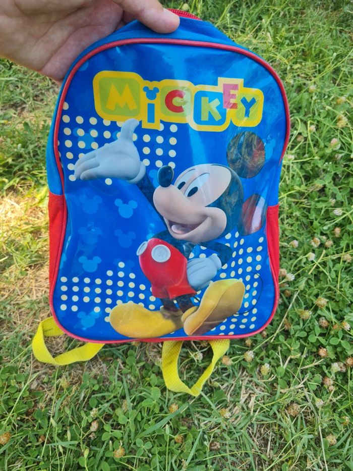 Sac a dos mickey  / maternelle / 1er age - photo numéro 7