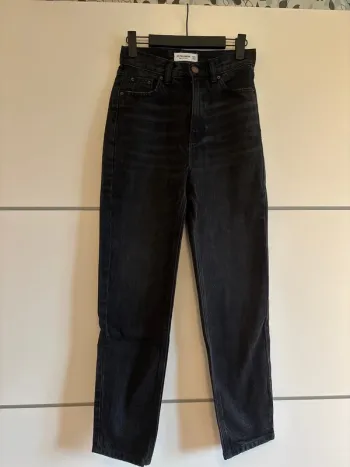 Jean Pull & Bear 32