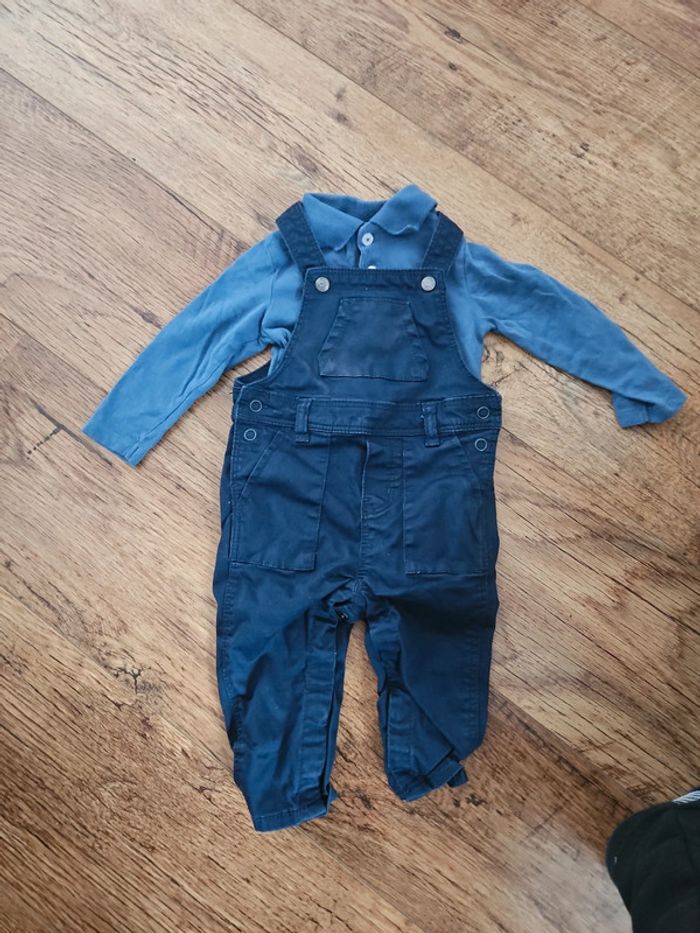 Ensemble salopette et polo