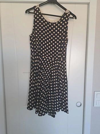 Jolie robe Yili.K 40