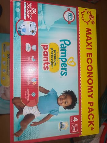Pampers premium protection pants taille 4 9-15kg 82couches