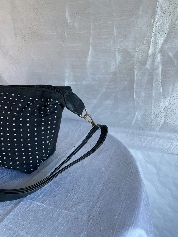Sac noir strass - Très bon état - photo numéro 3