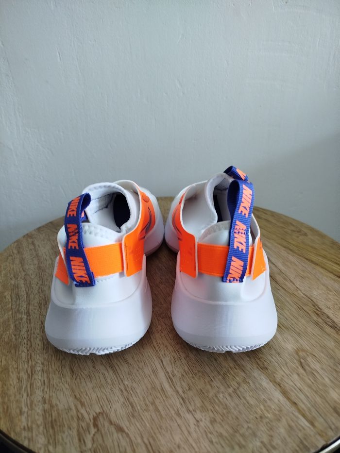 Baskets T 38,5 - photo numéro 7