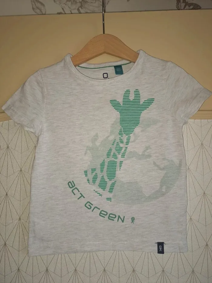 T-shirt garçon Okaïdi gris 2 ans tbe - photo numéro 2