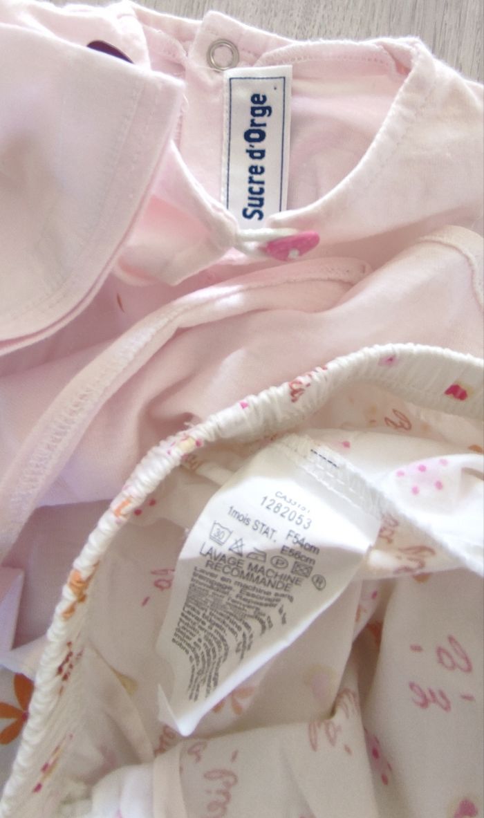 Lot vêtements bébé fille - photo numéro 4