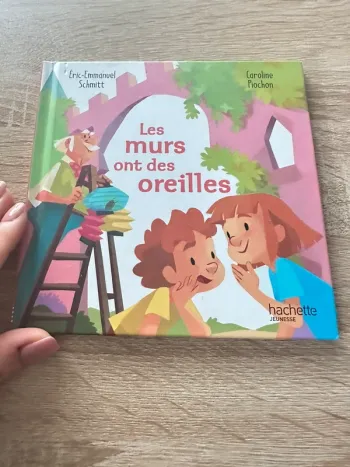 Les murs on des oreilles