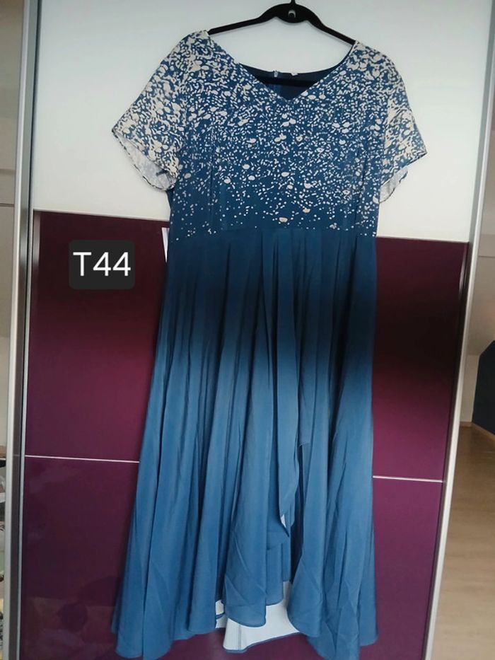 Robe coctail neuve t44