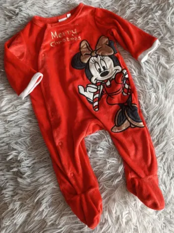 Magnifique pyjama Minnie tout doux 💐