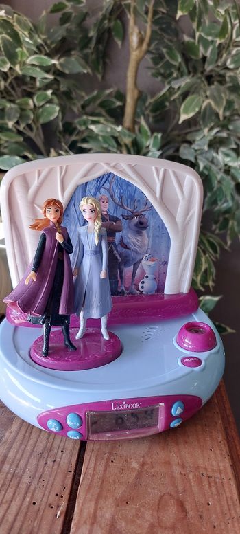 Radio réveil projecteur la reine des neiges