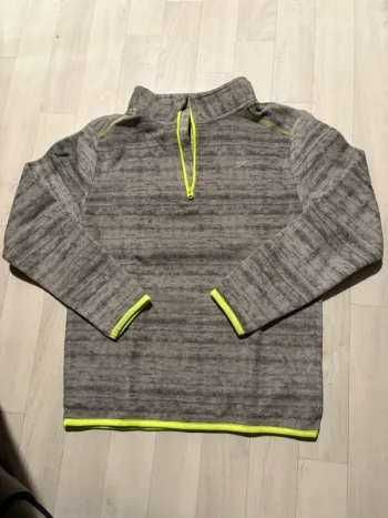 Polaire gris primark 10/11 ans fermeture au col devant très bon état