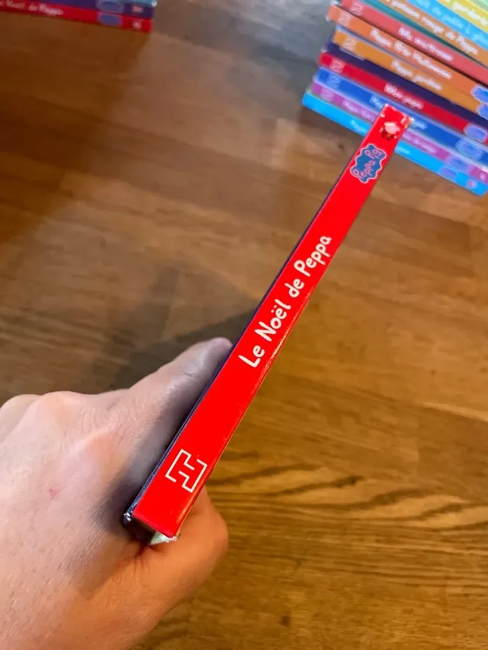 Livre cartonné Peppa Pig Le Noël de Peppa - photo numéro 2