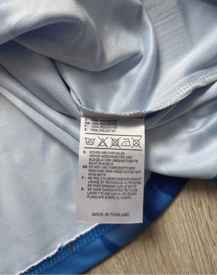 Maillot de foot Brésil taille S - photo numéro 6