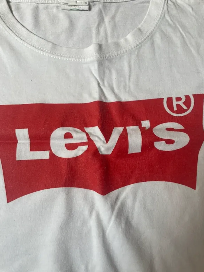 T-shirt blanc et rouge - photo numéro 2