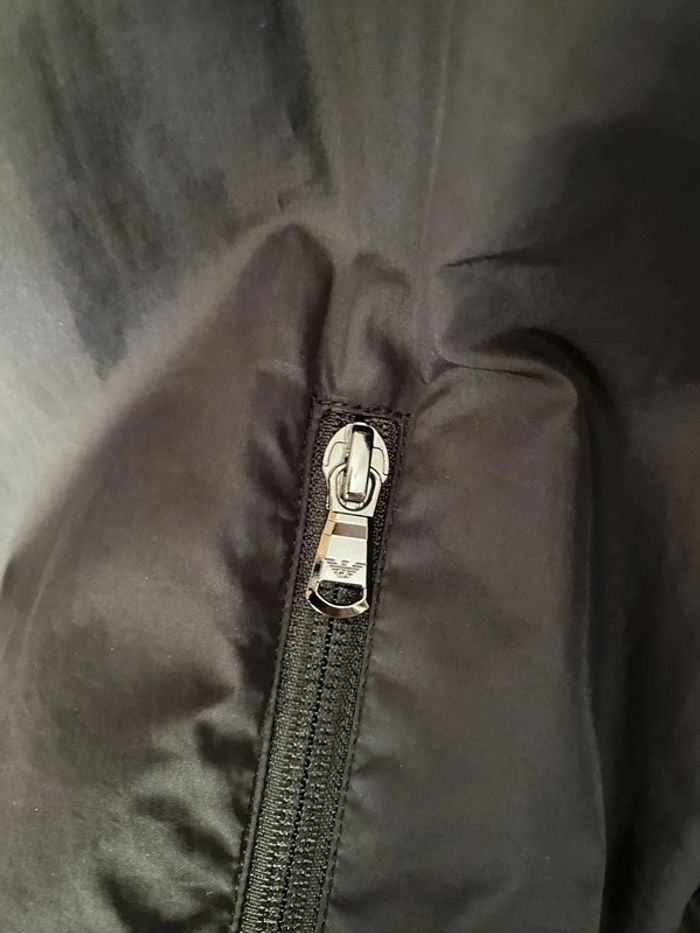 Superbe belle veste coupe vent noire Emporio Armani taille L - photo numéro 9