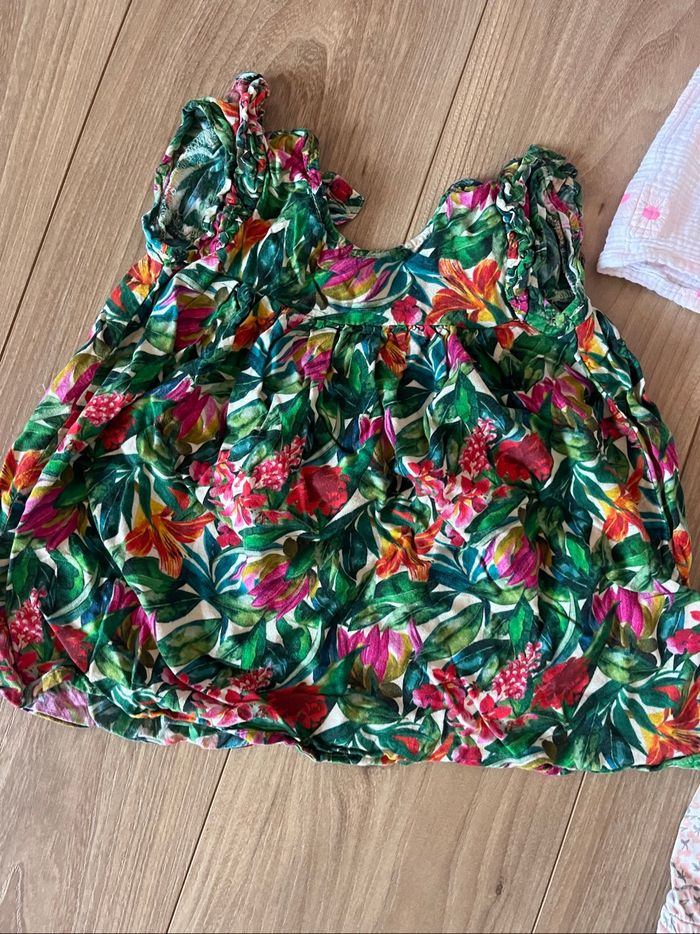 Lot vêtements bébé fille 9 mois - photo numéro 2