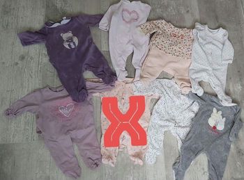 Lot 7 pyjamas