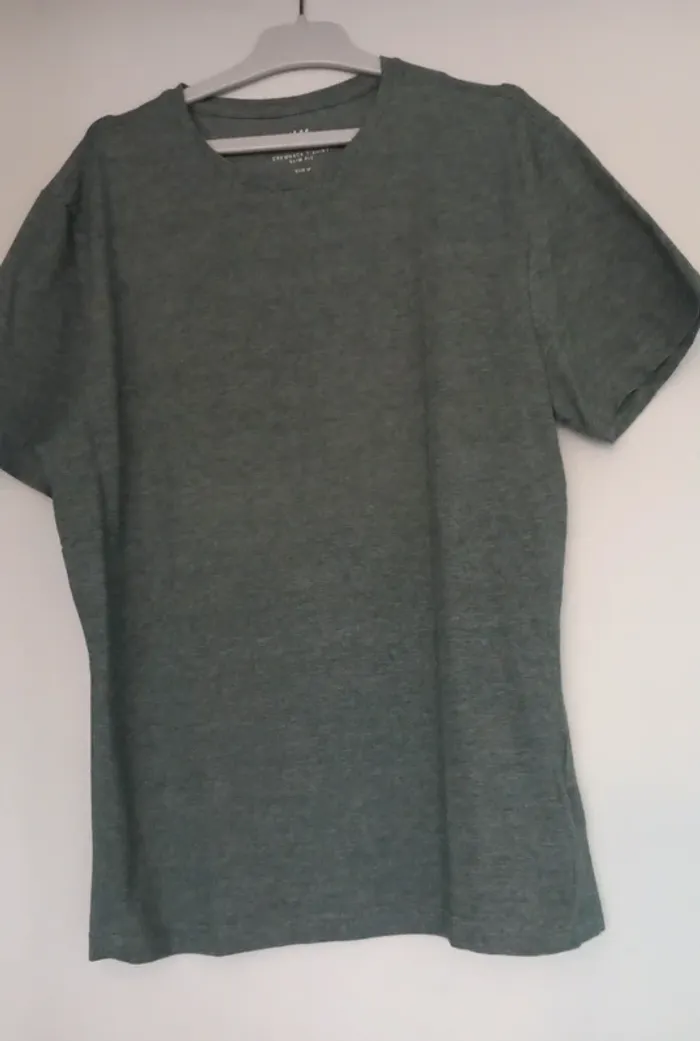 Beau t-shirt homme H&M