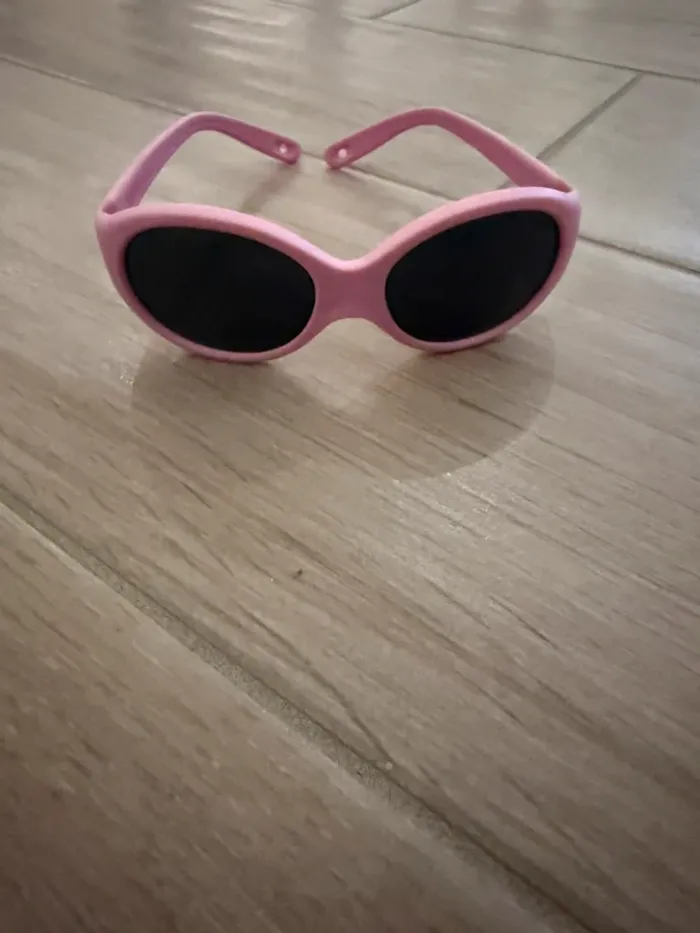 Lunettes soleil bébé fille