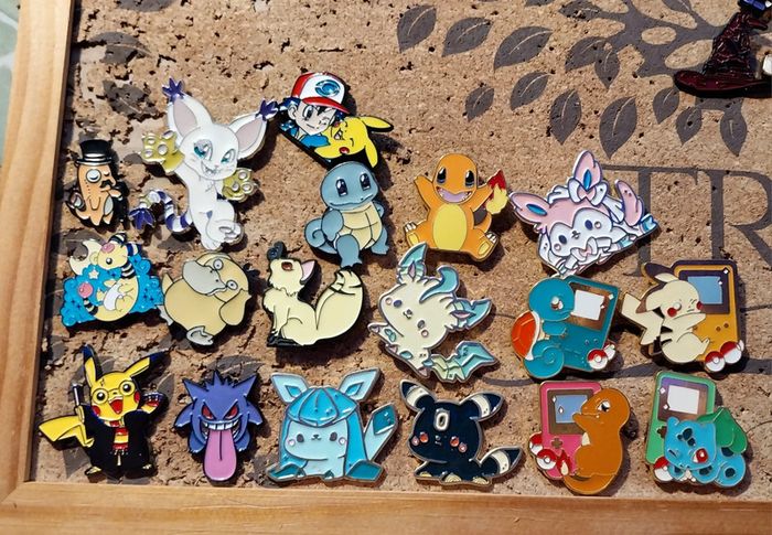 Pins pokemon a l unité