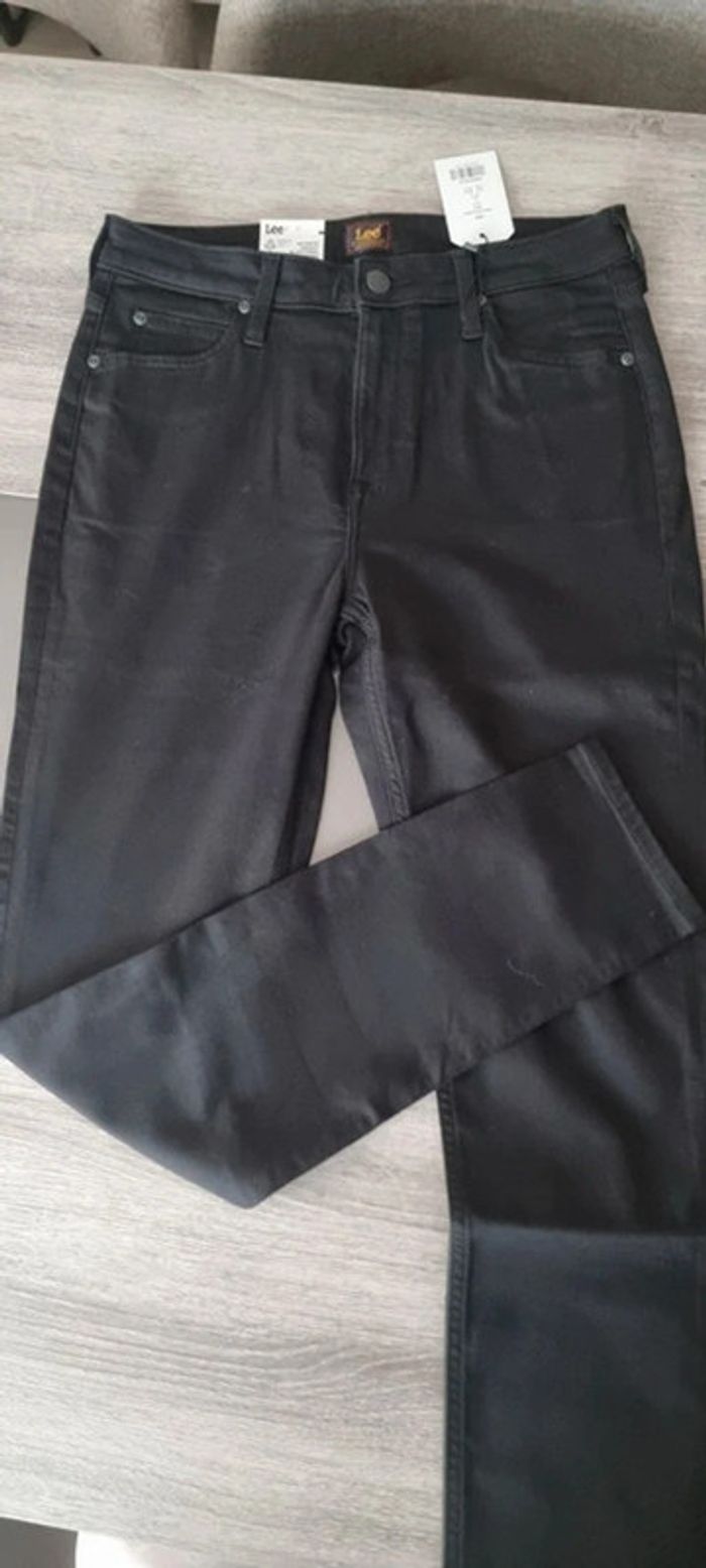 Jean Lee - Slim fit - Scarlett High Black Rinse - photo numéro 4