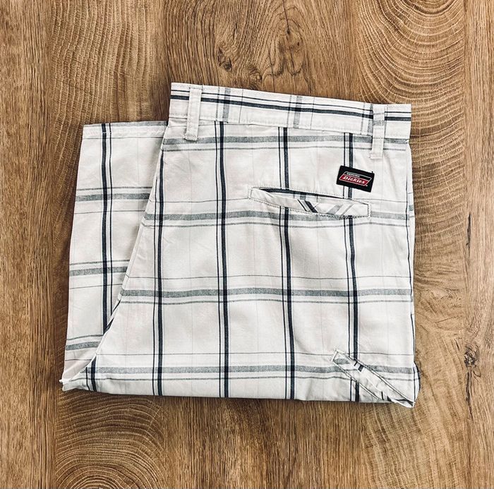 Short à carreaux blanc et gris Dickies Genuine pour homme en taille 40 (50 taille française)