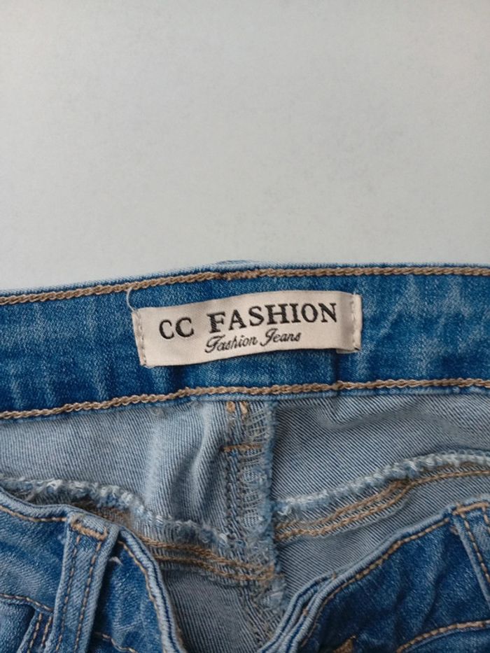 Jean skinny effet Push Up - photo numéro 8