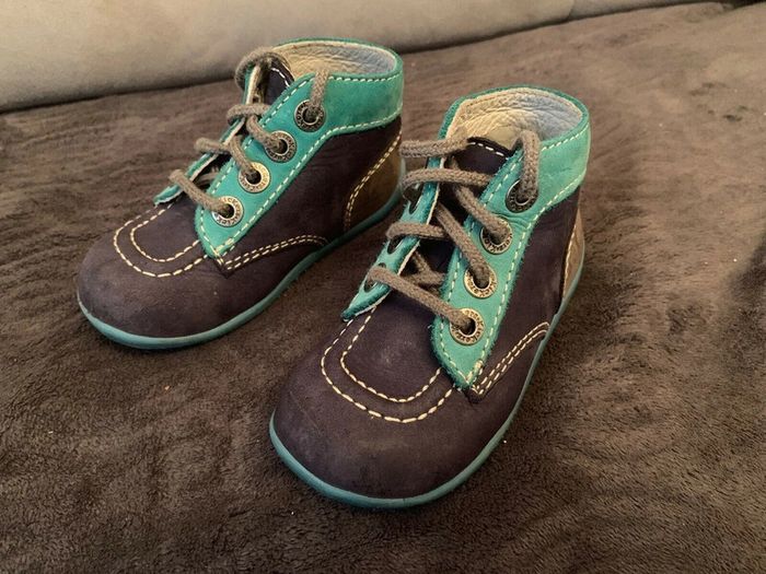 Kickers Bonbon - Chaussures Basses Premiers Pas Marine/Turquoise/Bleu Taille 22