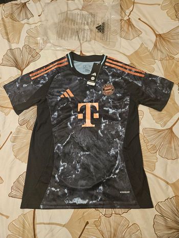 Maillot Adidas Bayern munich taille S