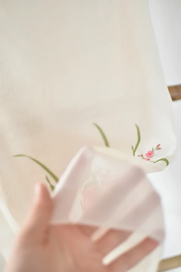 Foulard à fleurs - photo numéro 6