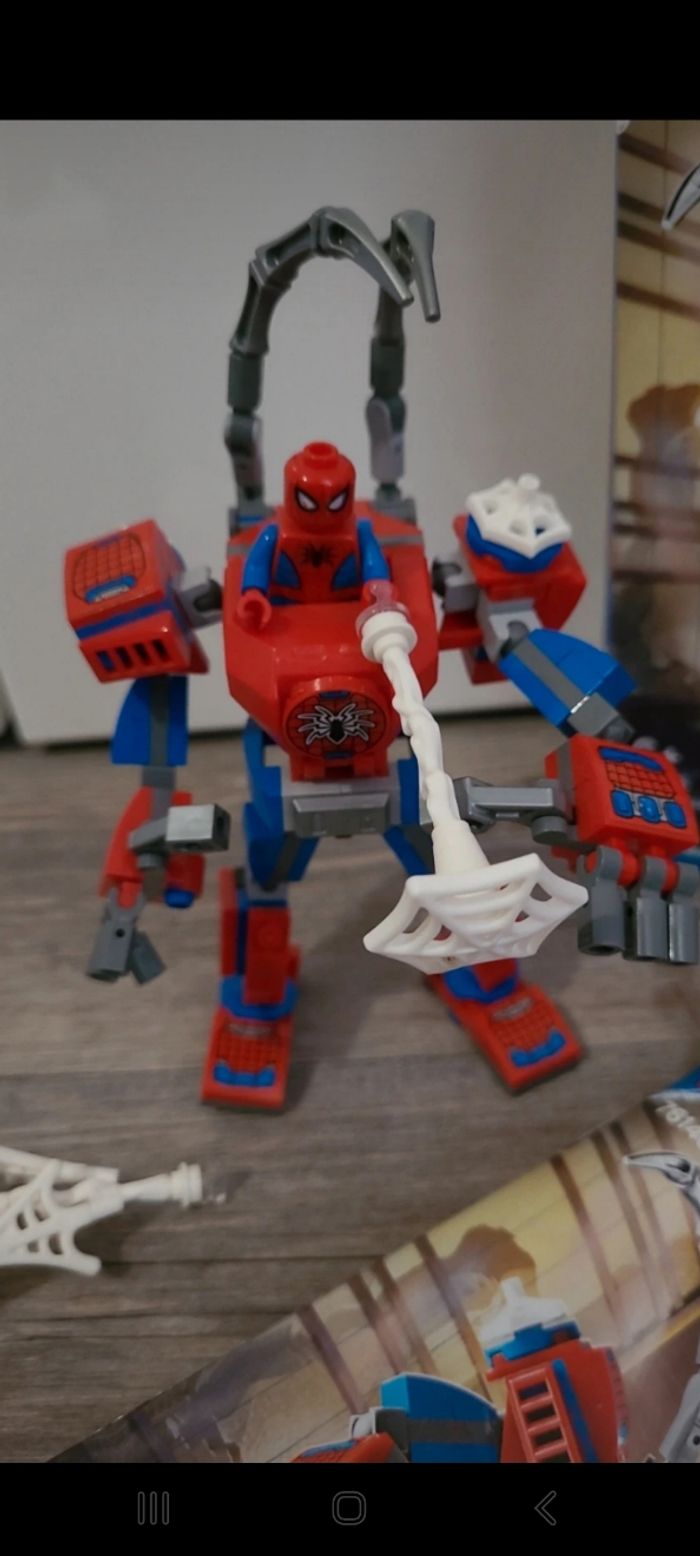 LEGO 76146  :  le robot Spiderman - photo numéro 3