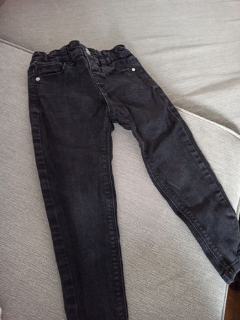 Pantalon jean noir  2_3 ans