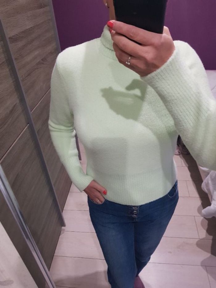 Magnifique pull col roulé tout doux taille 38 Zara