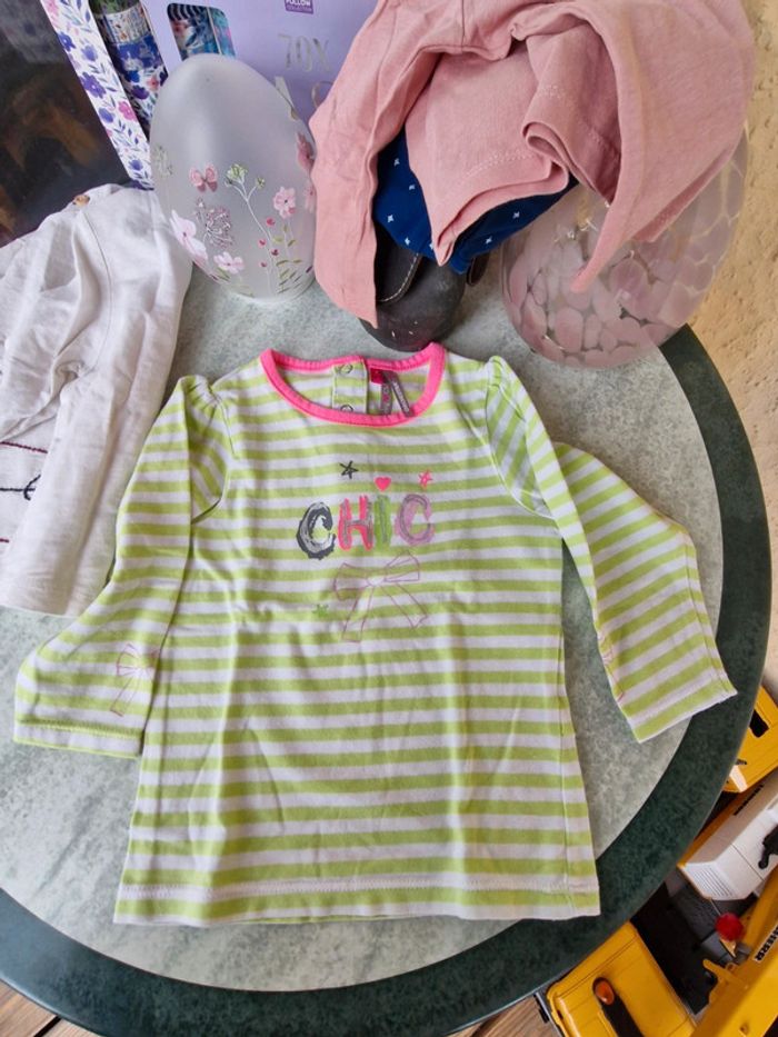 Lot de 4 tee shirts filles.  Verbaudet - photo numéro 6