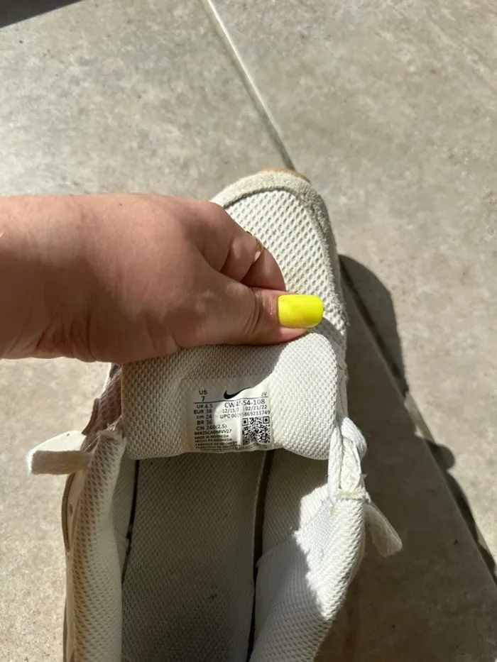 Baskets Nike - photo numéro 4