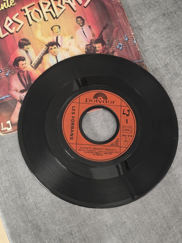 45 tours – Les Forbans – Chante (Shout! Shout!) / Demain je t’enlève - photo numéro 3