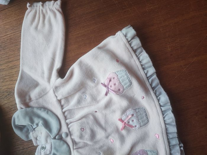 Ensemble 3 mois - cupcake - rose et gris - photo numéro 3