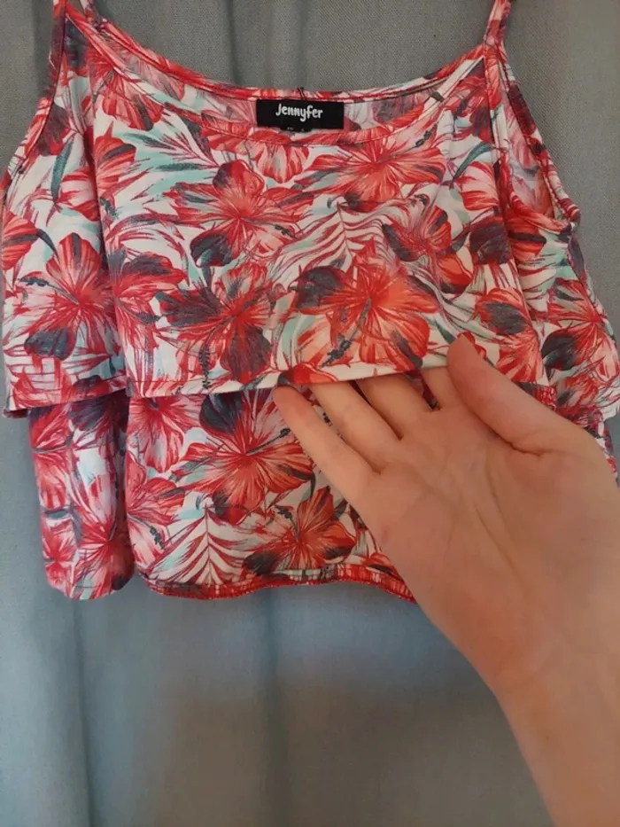 Crop Top Fleuri à Volants – Taille S (Jennyfer) - très bon état - photo numéro 3