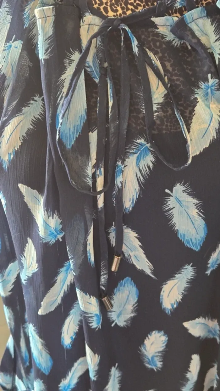 Robe bleu à Thème plume bleu de chez Véro Moda en Taille M/ 38 - photo numéro 10