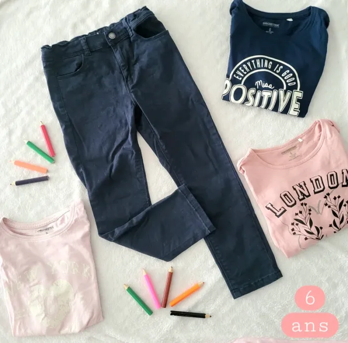 Ensemble de 3 t-shirts ml et jeans marine 6ans