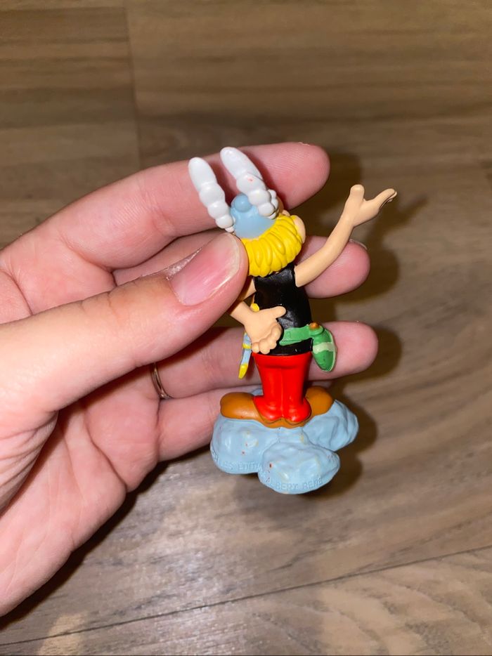 Tonie Astérix - photo numéro 2