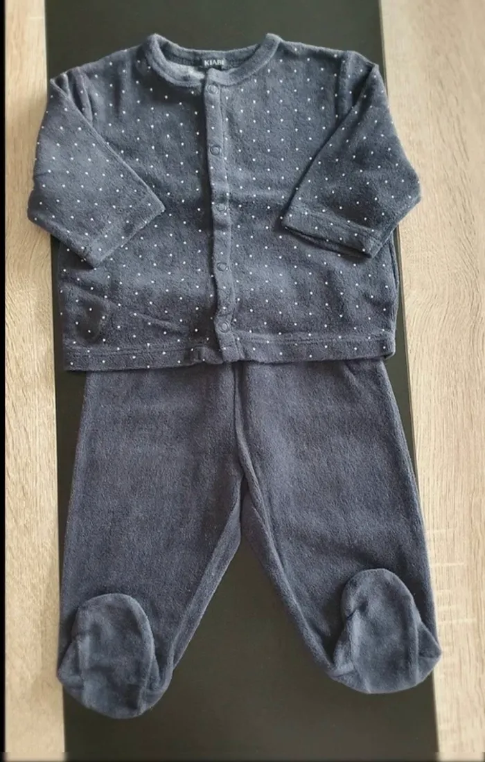 Lot de 3 pyjamas 2 pièces hiver 6 mois - photo numéro 4
