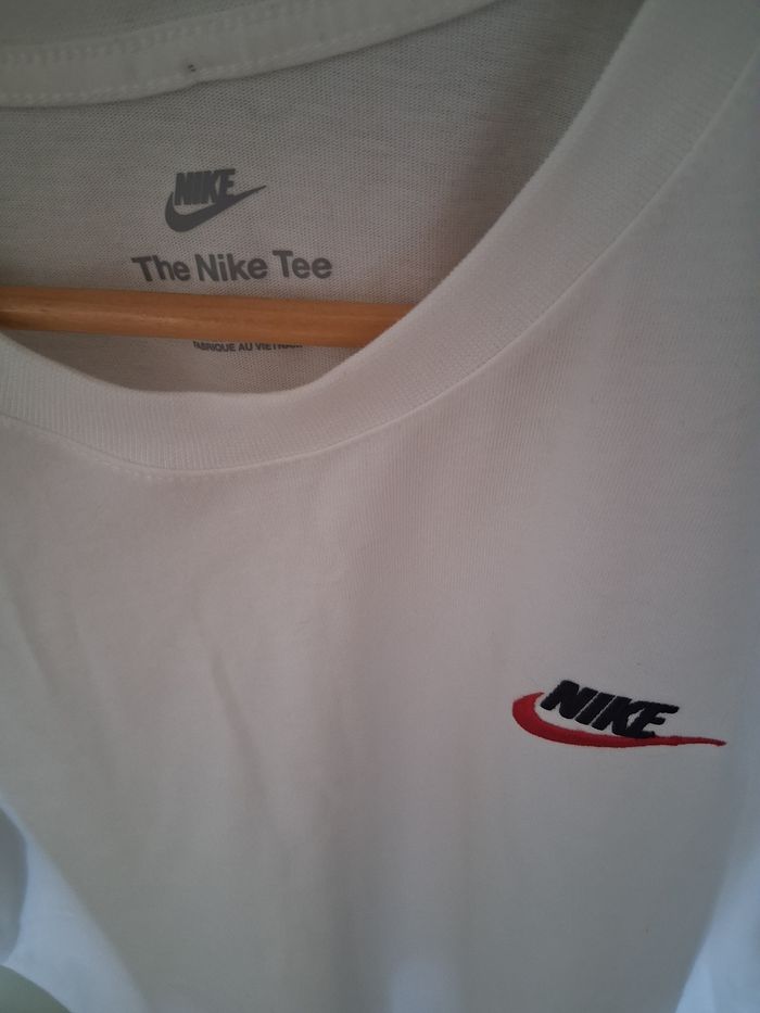 T shirt marque  NiKE - photo numéro 2