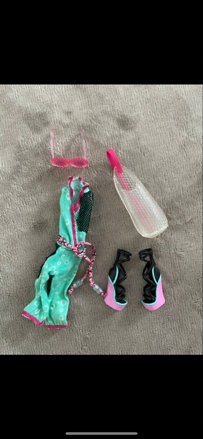 Tenue Monster High Lagoona Blue Maul Session (accessoires) - photo numéro 2