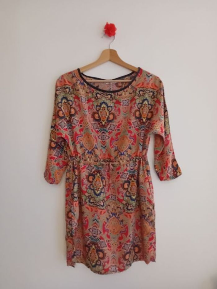 Robe légère colorée printemps / été manches 3 quart J Stars Taille 40