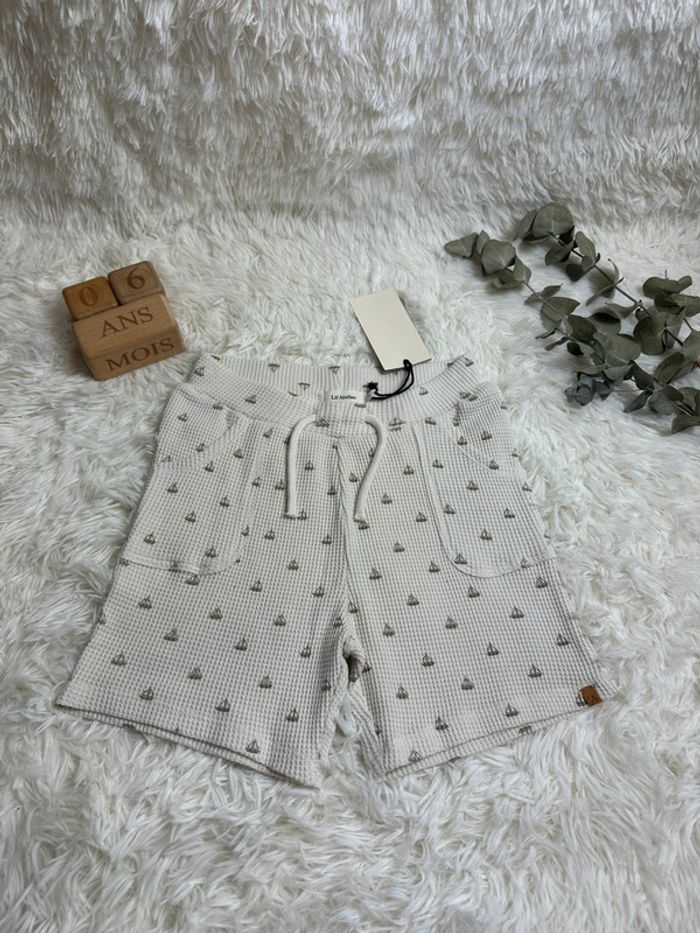 Short bateau taille 6-7 ans Lil atelier