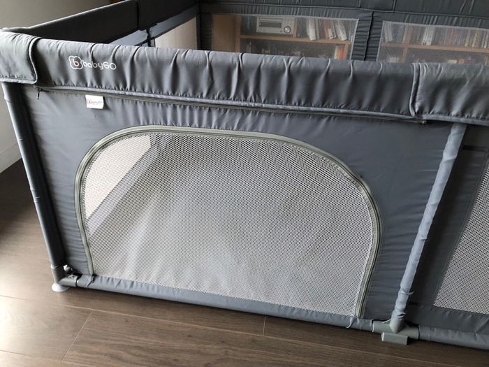 Grand parc BabyGo en bon état avec 47 balles - photo numéro 3