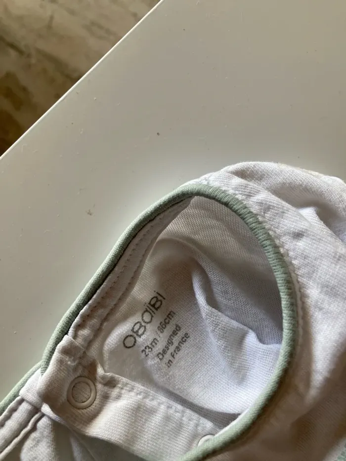 2 T-shirts manches courtes Obaïdi, 23 mois. - photo numéro 5