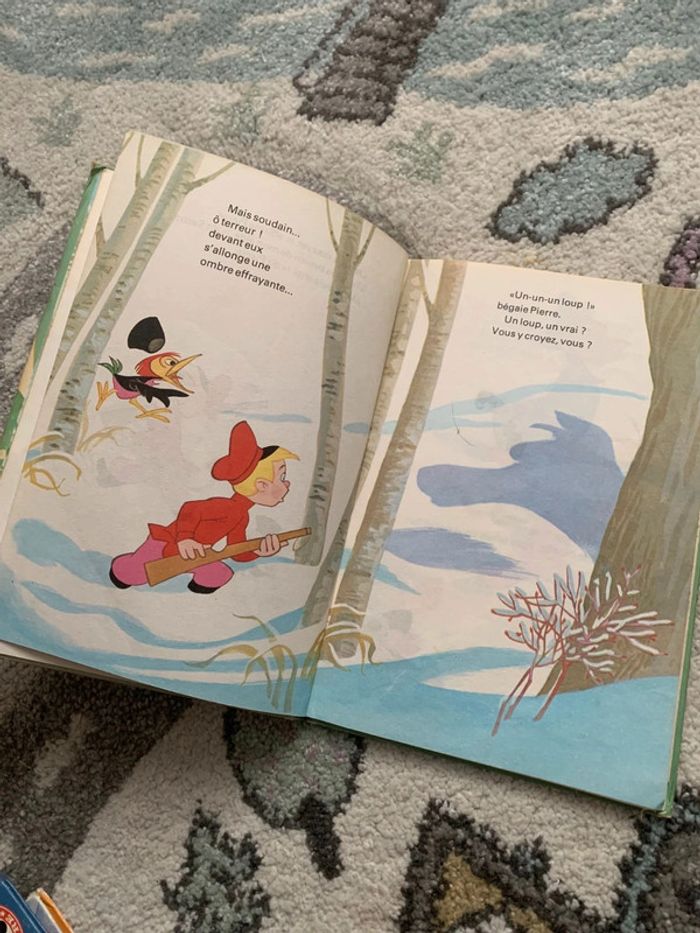Livre "Pierre et le Loup" 📚 - photo numéro 3