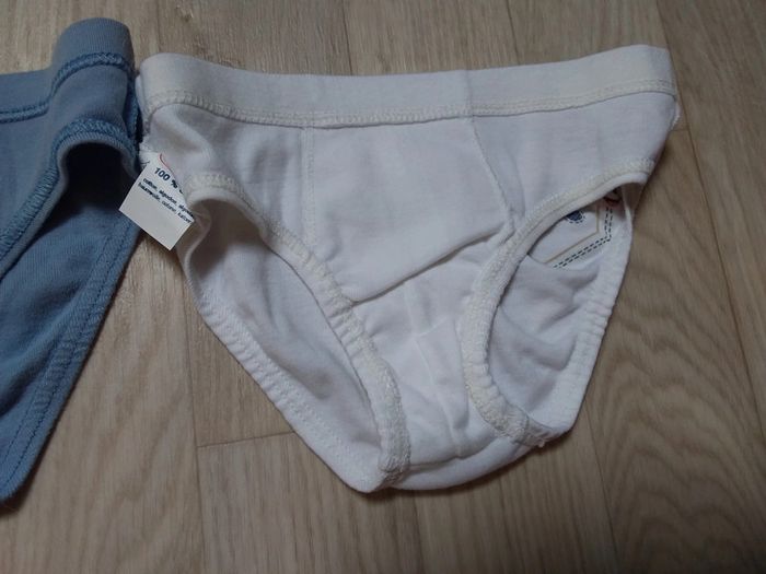 Lot de 2 slips neufs - photo numéro 3