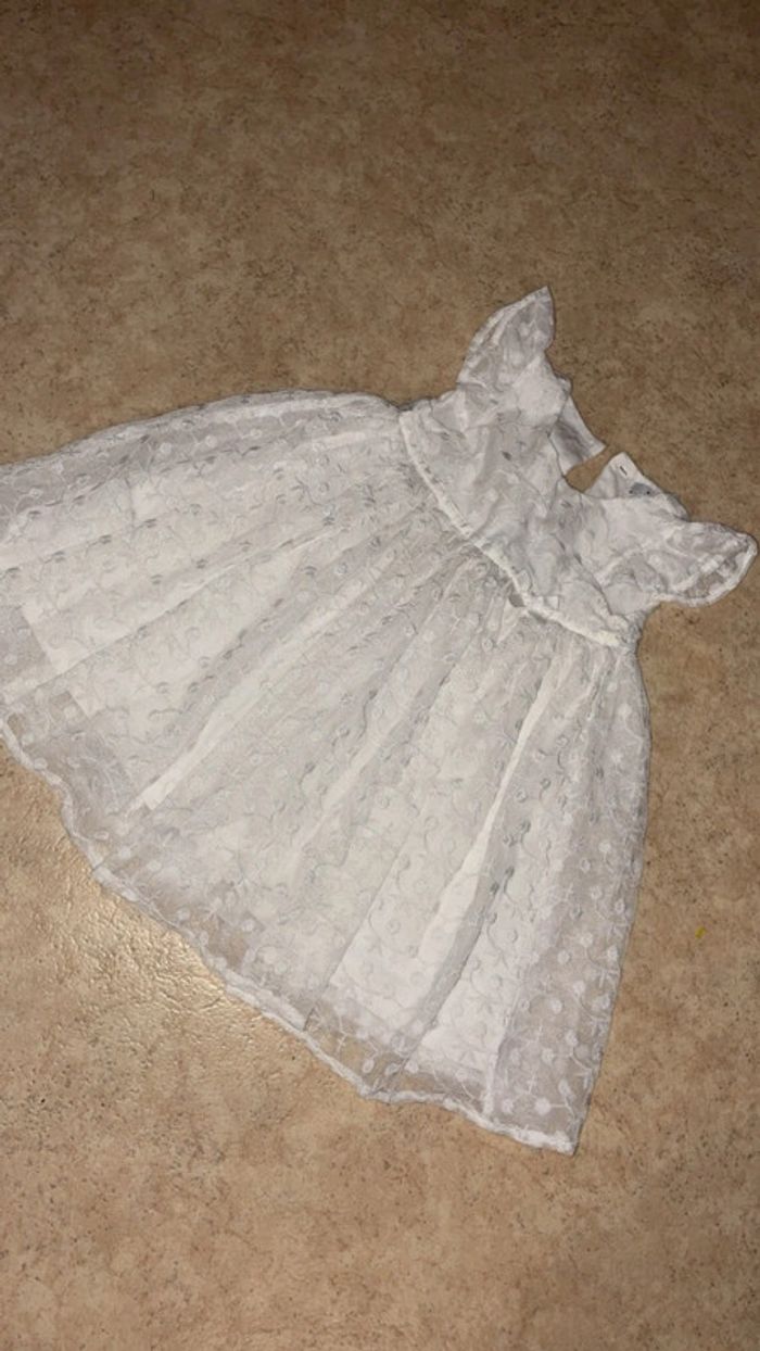 Robe blanche fille - photo numéro 2